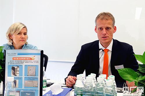 德國庫卡將與美的聯手發力家用機器人 德國庫卡將與美的聯手發力家用機器人